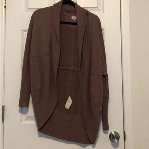 Wilfred aritzia Diderot cocoon wrap cardigan